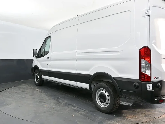 Nuevos FORD TRANSIT-250 à Estados chez autogozo
