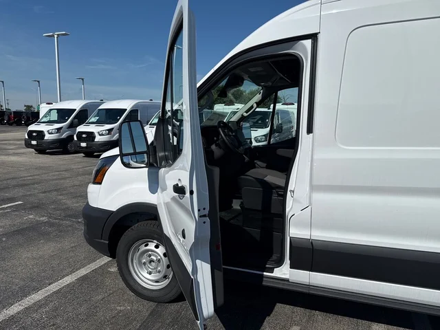 Nuevos FORD TRANSIT-250 à Estados chez autogozo