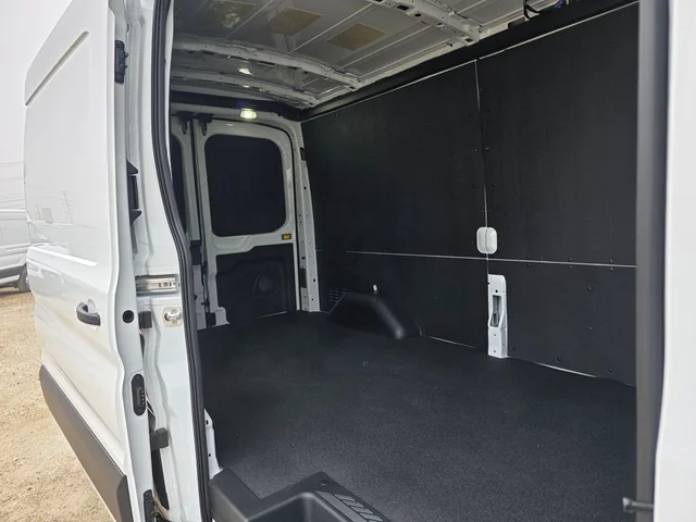 Nuevos FORD TRANSIT-250 à Estados chez autogozo