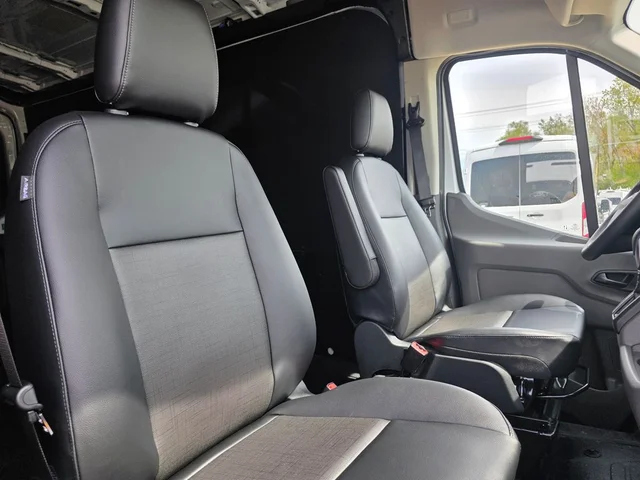 Nuevos FORD TRANSIT-250 à Estados chez autogozo