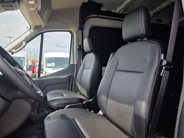 Nuevos FORD TRANSIT-250 à Estados chez autogozo