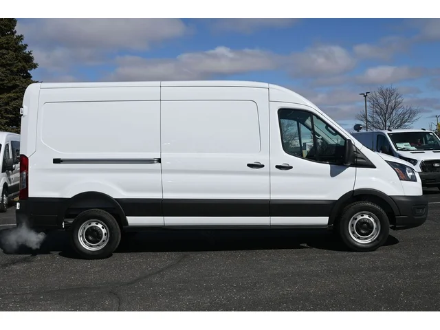 Nuevos FORD TRANSIT-250 à Estados chez autogozo