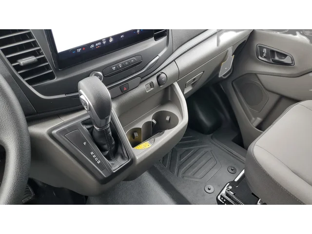 Nuevos FORD TRANSIT-250 à Estados chez autogozo