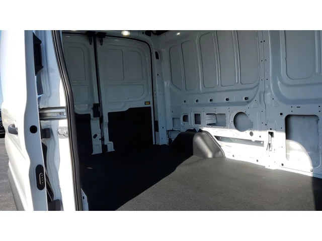 Nuevos FORD TRANSIT-250 à Estados chez autogozo