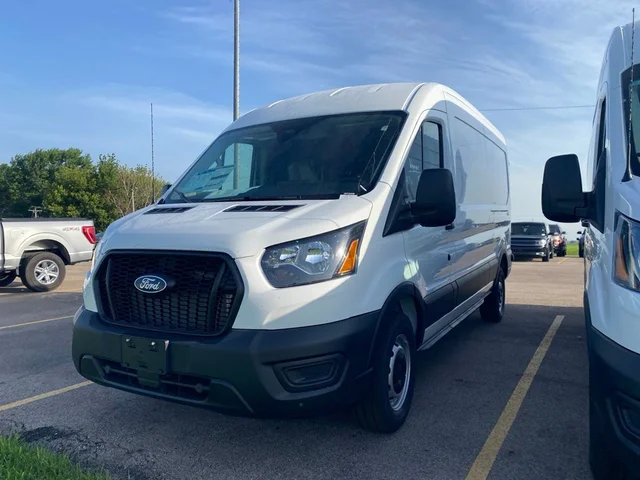 Nuevos FORD TRANSIT-250 à Estados chez autogozo