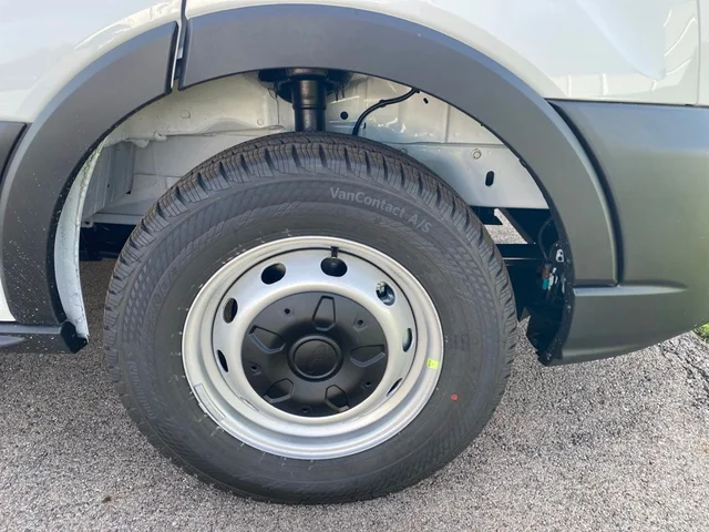 Nuevos FORD TRANSIT-250 à Estados chez autogozo