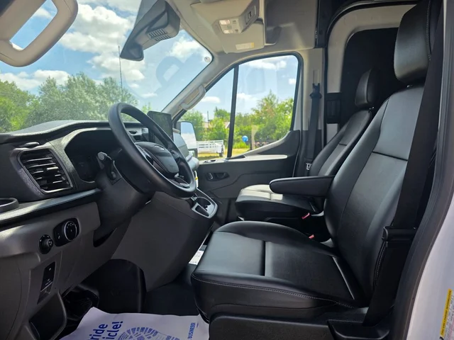 Nuevos FORD TRANSIT-250 à Estados chez autogozo
