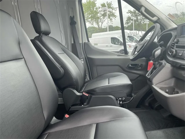 Nuevos FORD TRANSIT-250 at Huntersville Ford in Huntersville