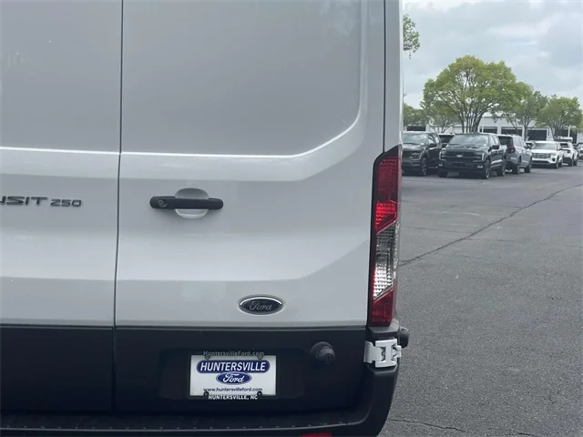 Nuevos FORD TRANSIT-250 at Huntersville Ford in Huntersville