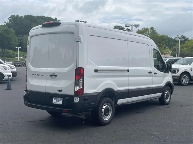 Nuevos FORD TRANSIT-250 at Huntersville Ford in Huntersville