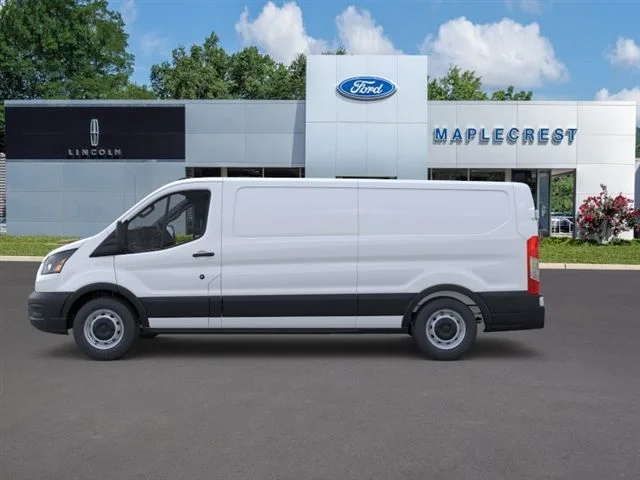 Nuevos FORD TRANSIT-250 at Maplecrest Ford Lincoln of Union in Vauxhall