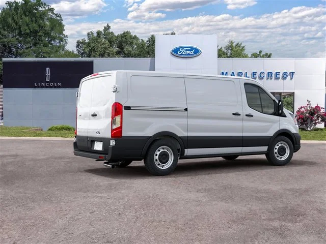 Nuevos FORD TRANSIT-250 at Maplecrest Ford Lincoln of Union in Vauxhall