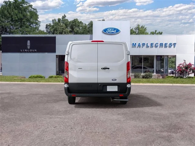 Nuevos FORD TRANSIT-250 at Maplecrest Ford Lincoln of Union in Vauxhall