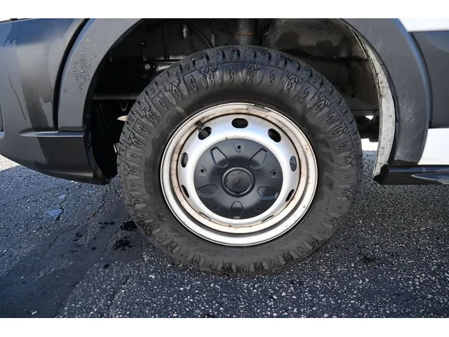 SEMINUEVOS FORD Transit-250 a Estados en autogozo
