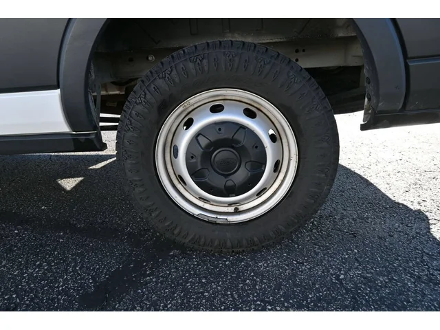 SEMINUEVOS FORD Transit-250 a Estados en autogozo