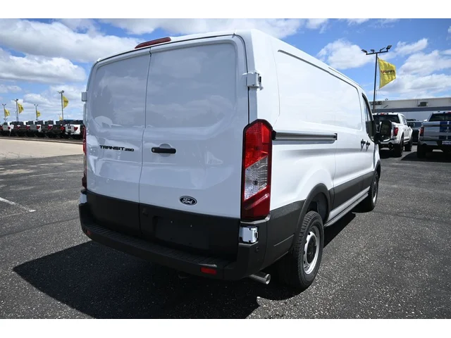 Nuevos FORD TRANSIT-250 à Estados chez autogozo