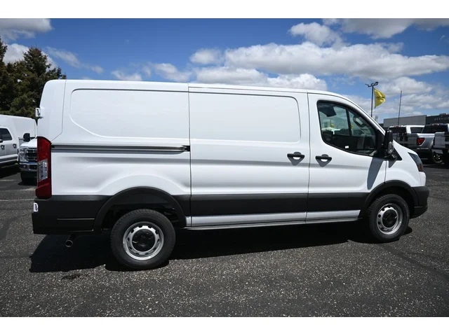Nuevos FORD TRANSIT-250 à Estados chez autogozo