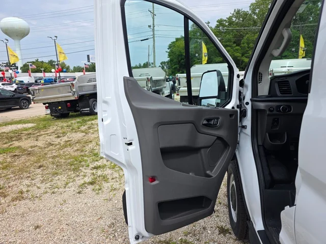 Nuevos FORD TRANSIT-250 à Estados chez autogozo