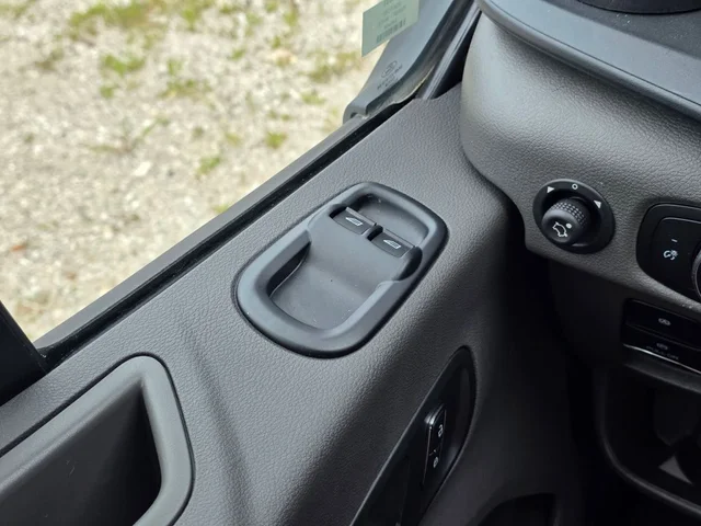 Nuevos FORD TRANSIT-250 à Estados chez autogozo