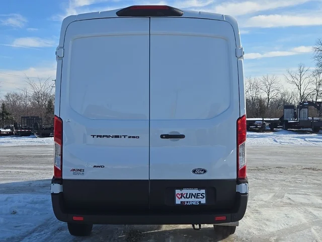 Nuevos FORD TRANSIT-250 à Estados chez autogozo