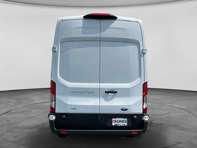 SEMINUEVOS FORD Transit-250 a Estados en autogozo