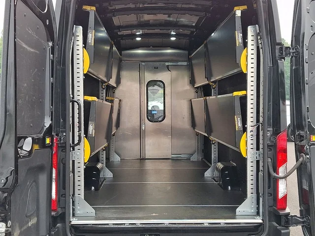 SEMINUEVOS FORD Transit-250 a Estados en autogozo