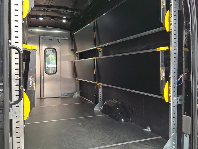 SEMINUEVOS FORD Transit-250 a Estados en autogozo