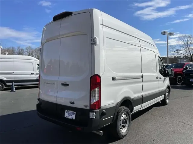 Nuevos FORD TRANSIT-350 at Huntersville Ford in Huntersville