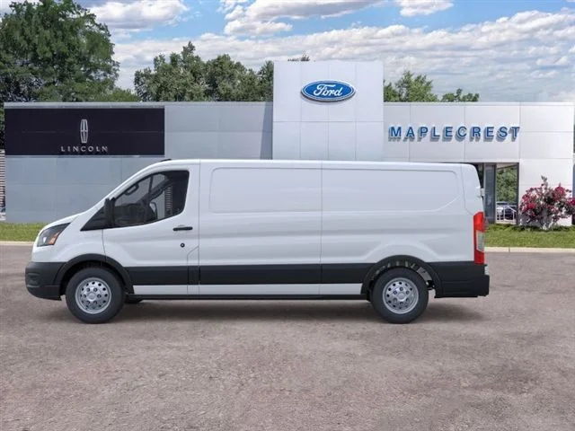 Nuevos FORD TRANSIT-350 at Maplecrest Ford Lincoln of Union in Vauxhall