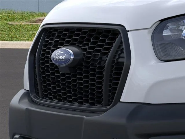 Nuevos FORD TRANSIT-350 at Maplecrest Ford Lincoln of Union in Vauxhall
