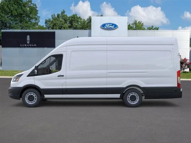 Nuevos FORD TRANSIT-350 at Maplecrest Ford Lincoln of Union in Vauxhall