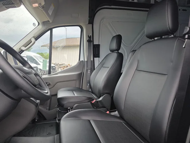 Nuevos FORD TRANSIT-350 à Estados chez autogozo