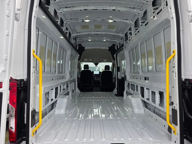 Nuevos FORD TRANSIT-350 à Estados chez autogozo