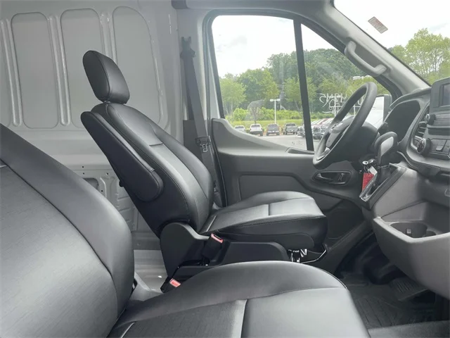 Nuevos FORD TRANSIT-350 at Huntersville Ford in Huntersville