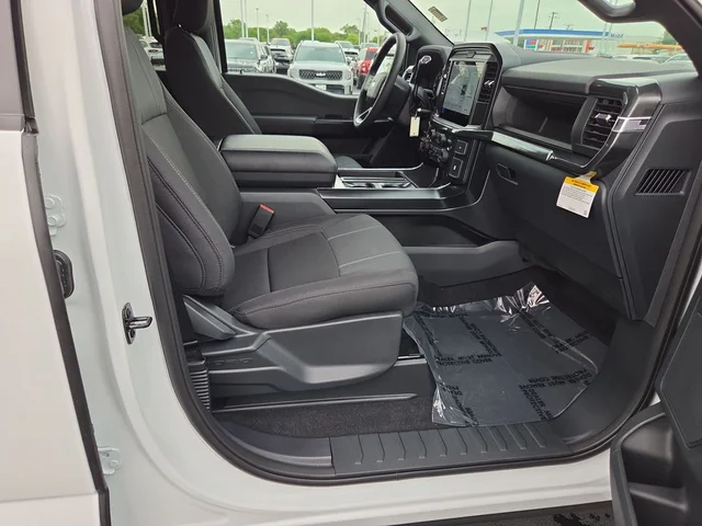 Nuevos FORD F-150 à Estados chez autogozo
