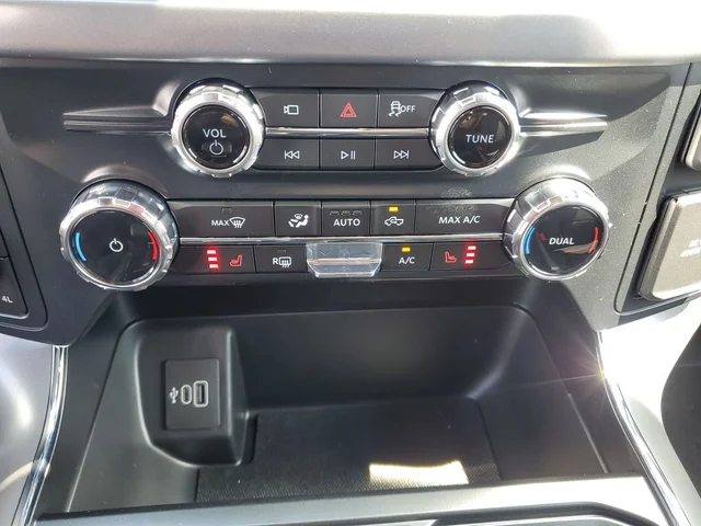 Nuevos FORD F-150 à Estados chez autogozo