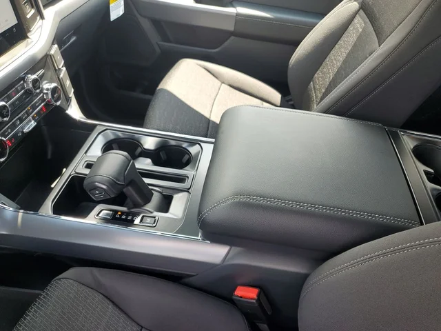 Nuevos FORD F-150 à Estados chez autogozo