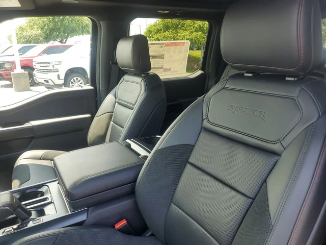 Nuevos FORD F-150 à Estados chez autogozo