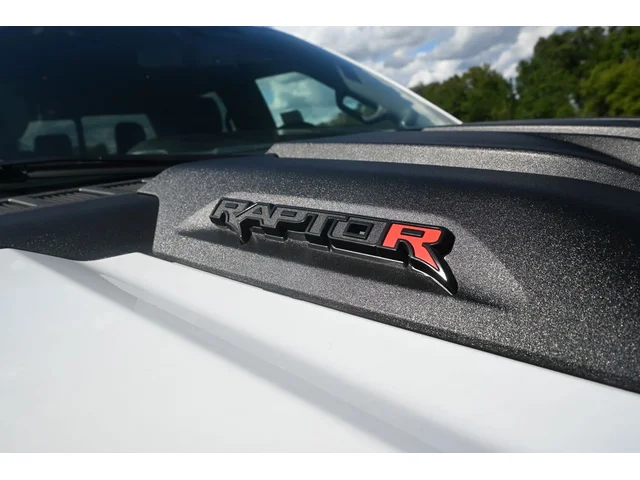 Nuevos FORD F-150 à Estados chez autogozo