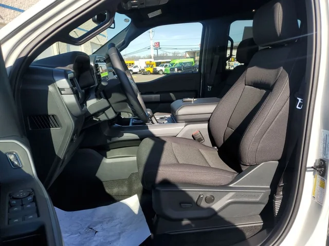 Nuevos FORD F-150 à Estados chez autogozo