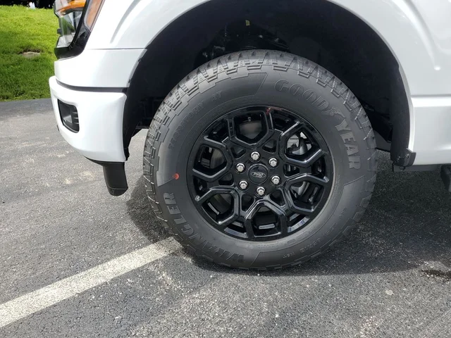 Nuevos FORD F-150 à Estados chez autogozo