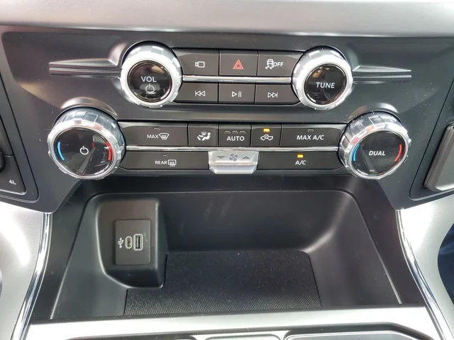 Nuevos FORD F-150 à Estados chez autogozo