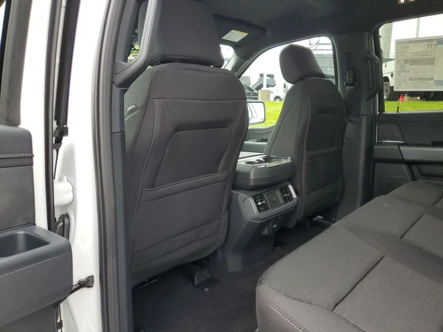 Nuevos FORD F-150 à Estados chez autogozo