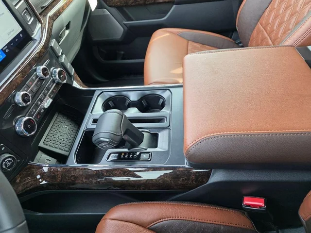 Nuevos FORD F-150 à Estados chez autogozo