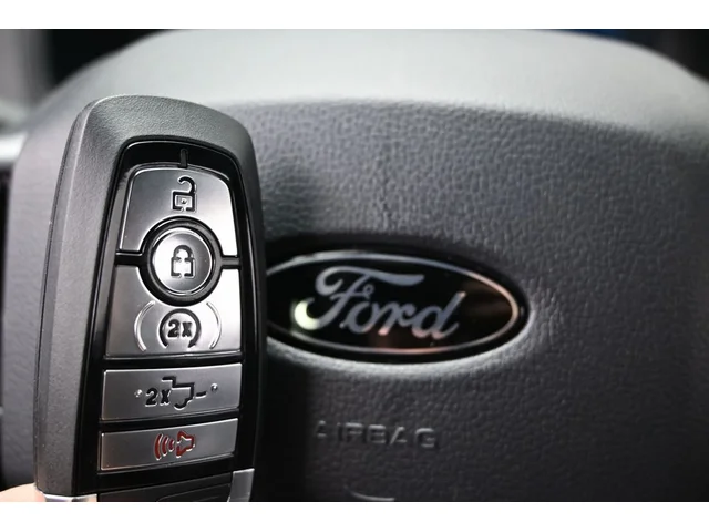 Nuevos FORD F-150 à Estados chez autogozo