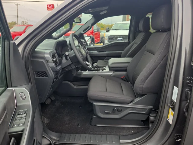Nuevos FORD F-150 à Estados chez autogozo