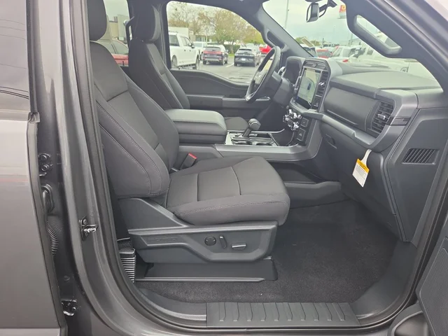 Nuevos FORD F-150 à Estados chez autogozo