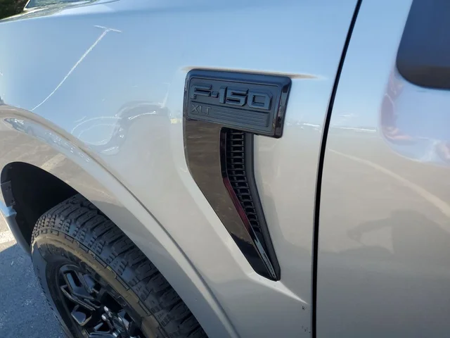 Nuevos FORD F-150 à Estados chez autogozo