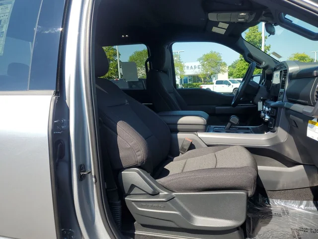 Nuevos FORD F-150 à Estados chez autogozo