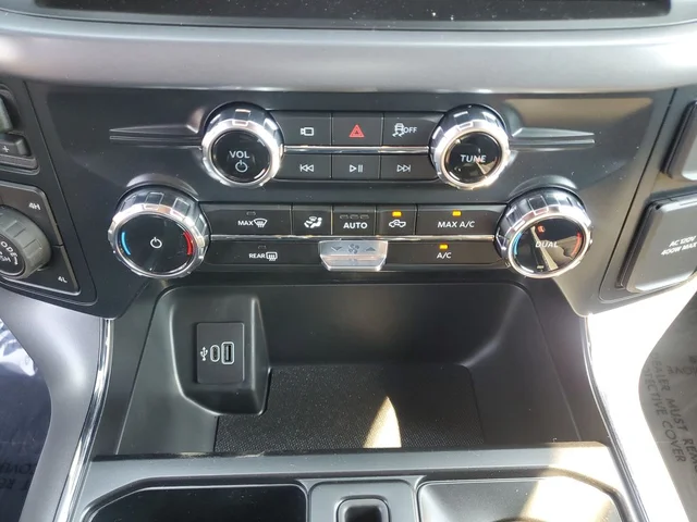 Nuevos FORD F-150 à Estados chez autogozo